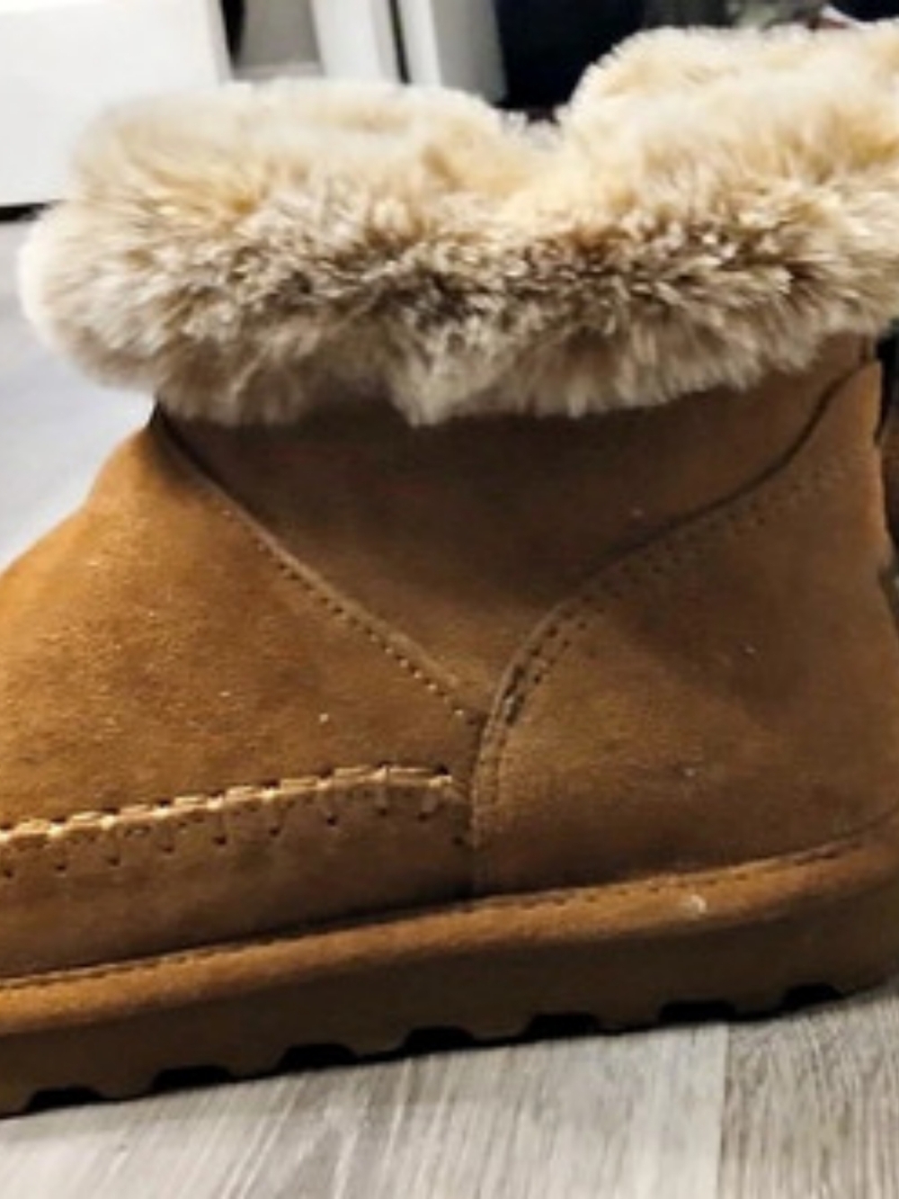 BEARPAW Shorty Boot Fur Trim Ankle Boots in Brown